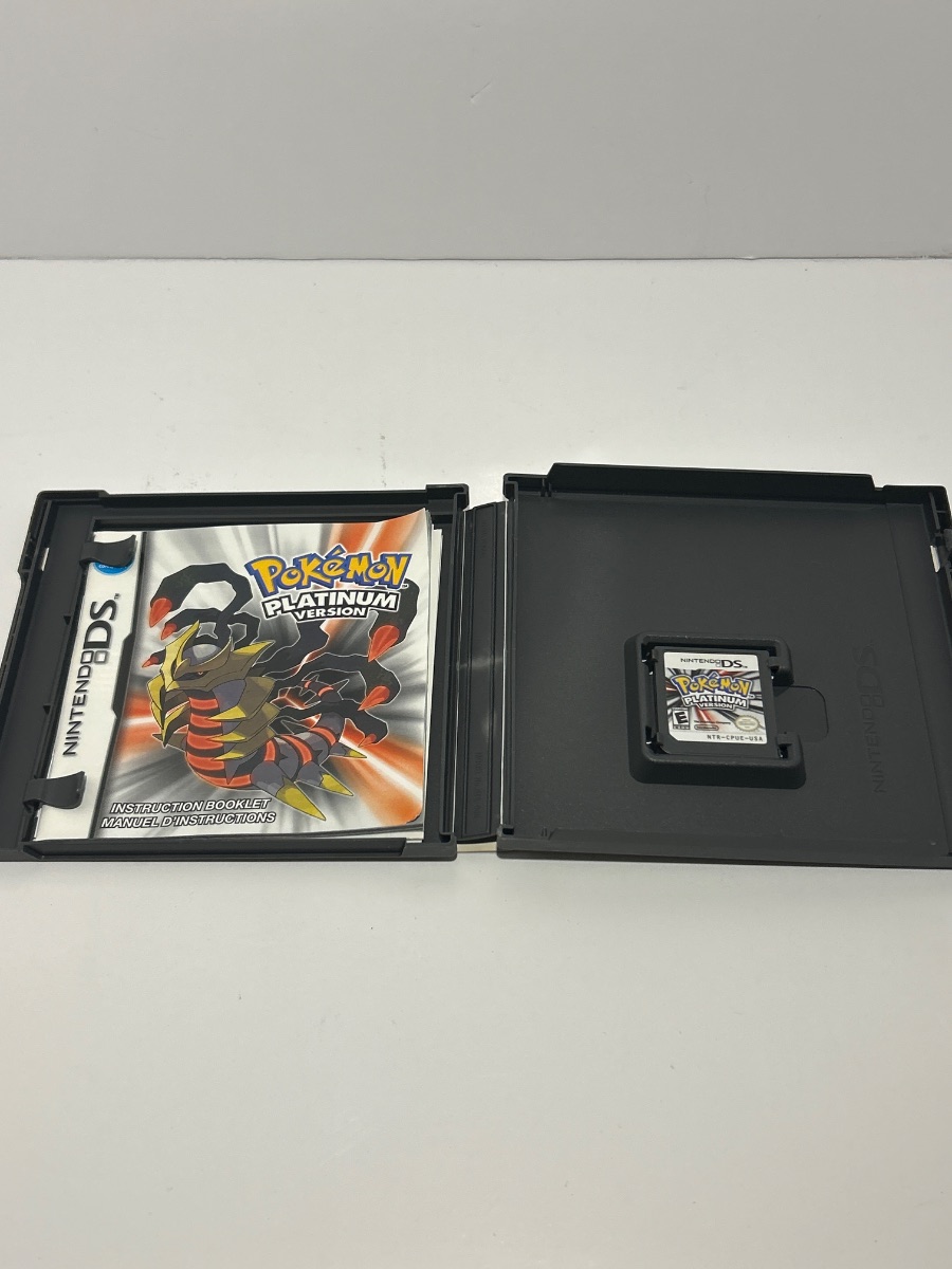 Pokemon Platinum Version photo 2