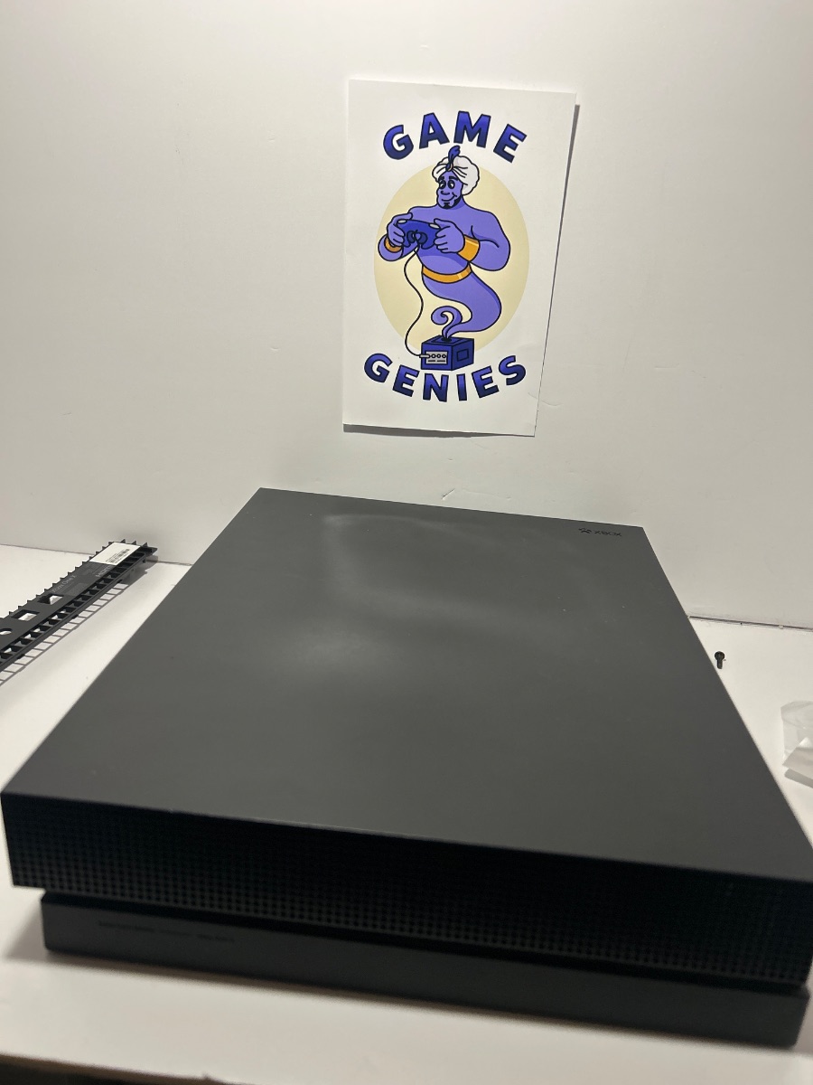 Xbox One X 1TB Broken HDMI photo 3
