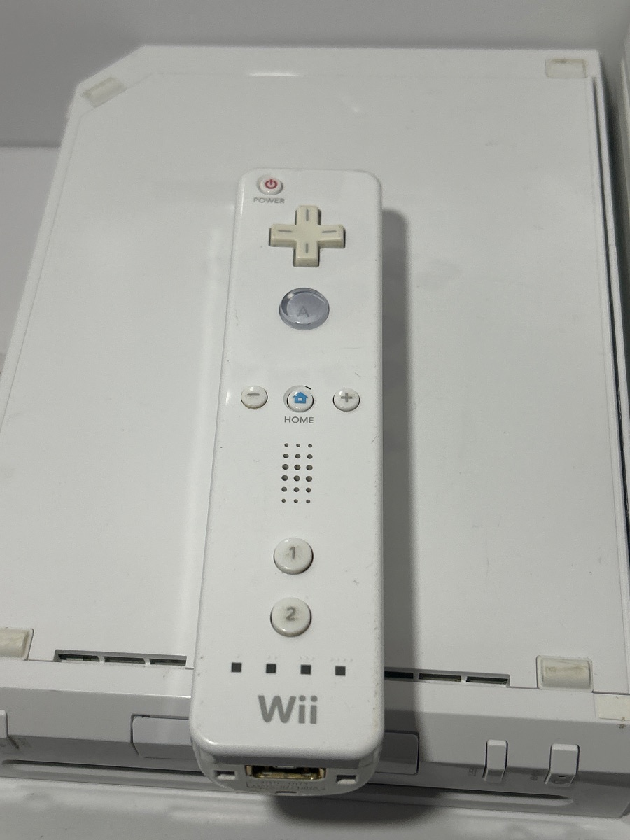 Wii Console Bundle photo 3