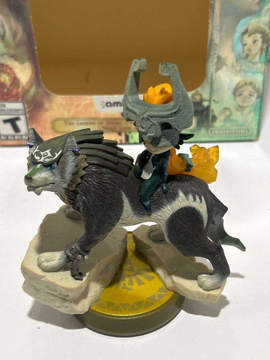 The Legend of Zelda: Twilight Princess HD + Wolf Link Amiibo photo 3