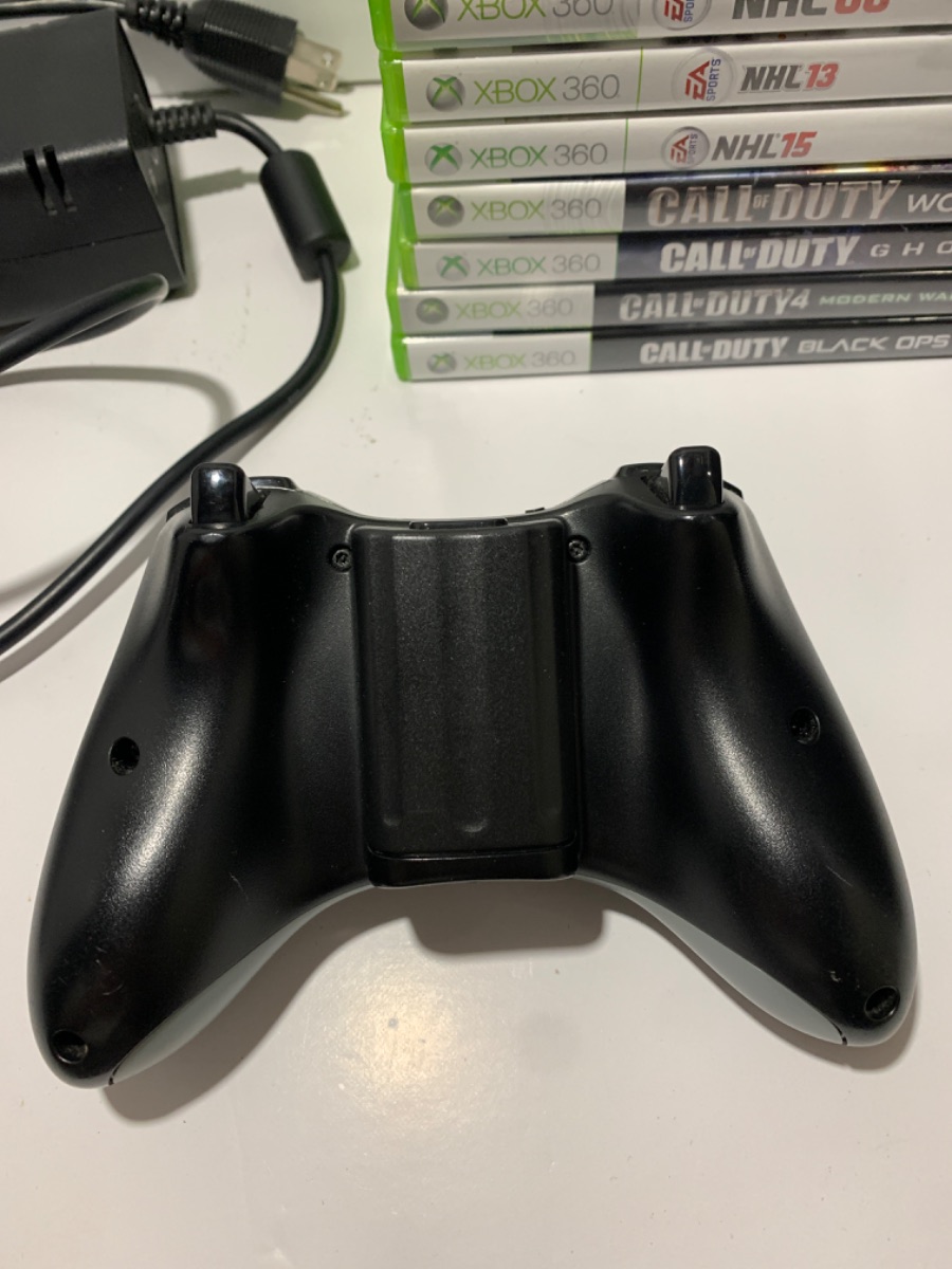 Xbox 360 S Console 250GB Bundle photo 4