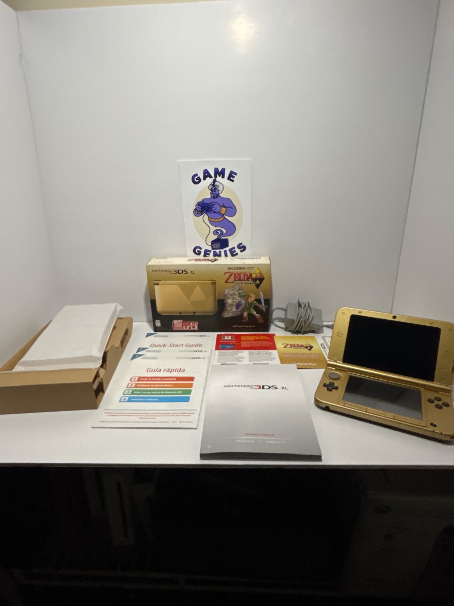Nintendo 3DS XL The Legend of Zelda: A Link Between Worlds Bundle photo 2