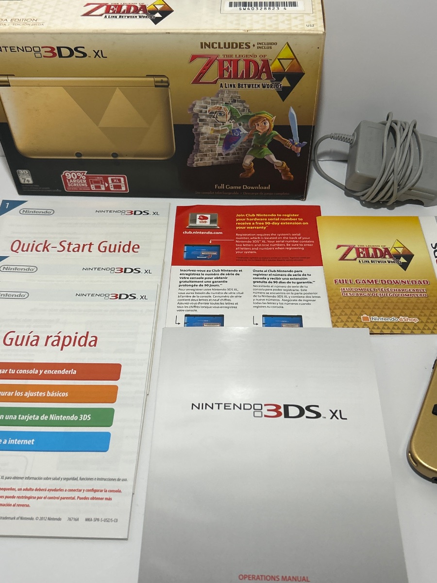 Nintendo 3DS XL The Legend of Zelda: A Link Between Worlds Bundle photo 3